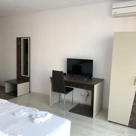 Hotel Palma Słoneczny Brzeg