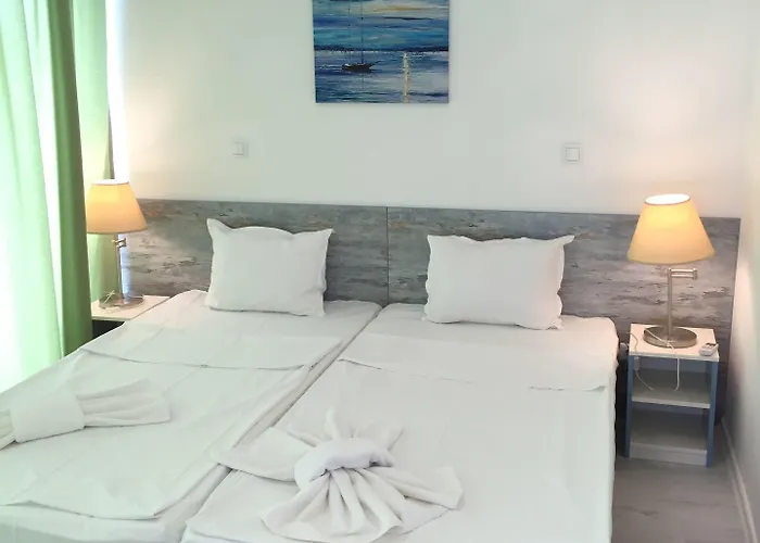 палма Хотел 3*